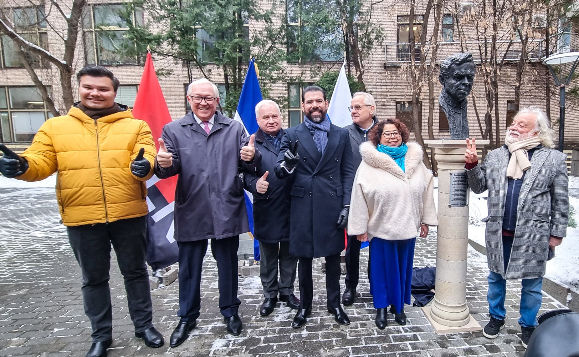 Андрей Денисов принял участие в церемонии открытия бюста никарагуанского поэта Рубена Дарио