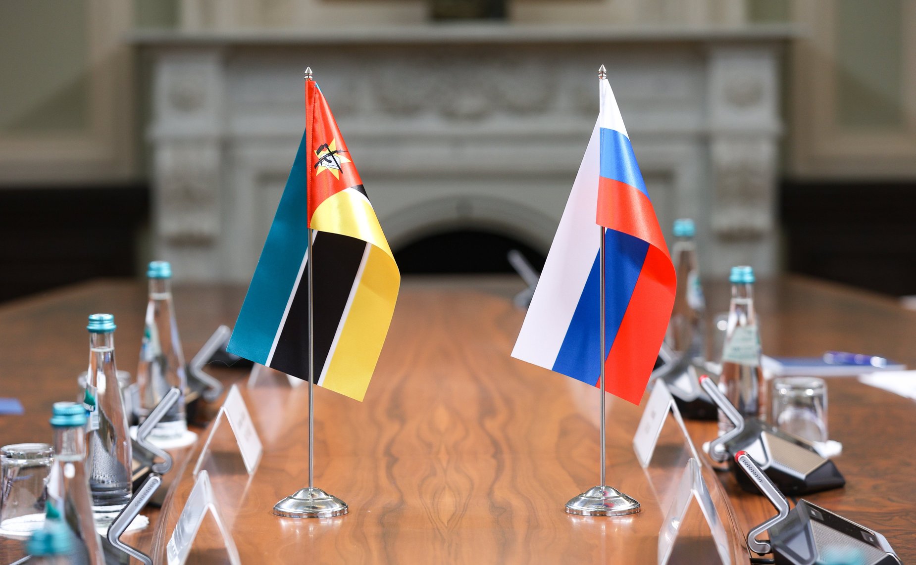 Встреча Руководителя Аппарата Совета Федерации Геннадия Голова с Генеральным секретарем Ассамблеи Республики Мозамбик