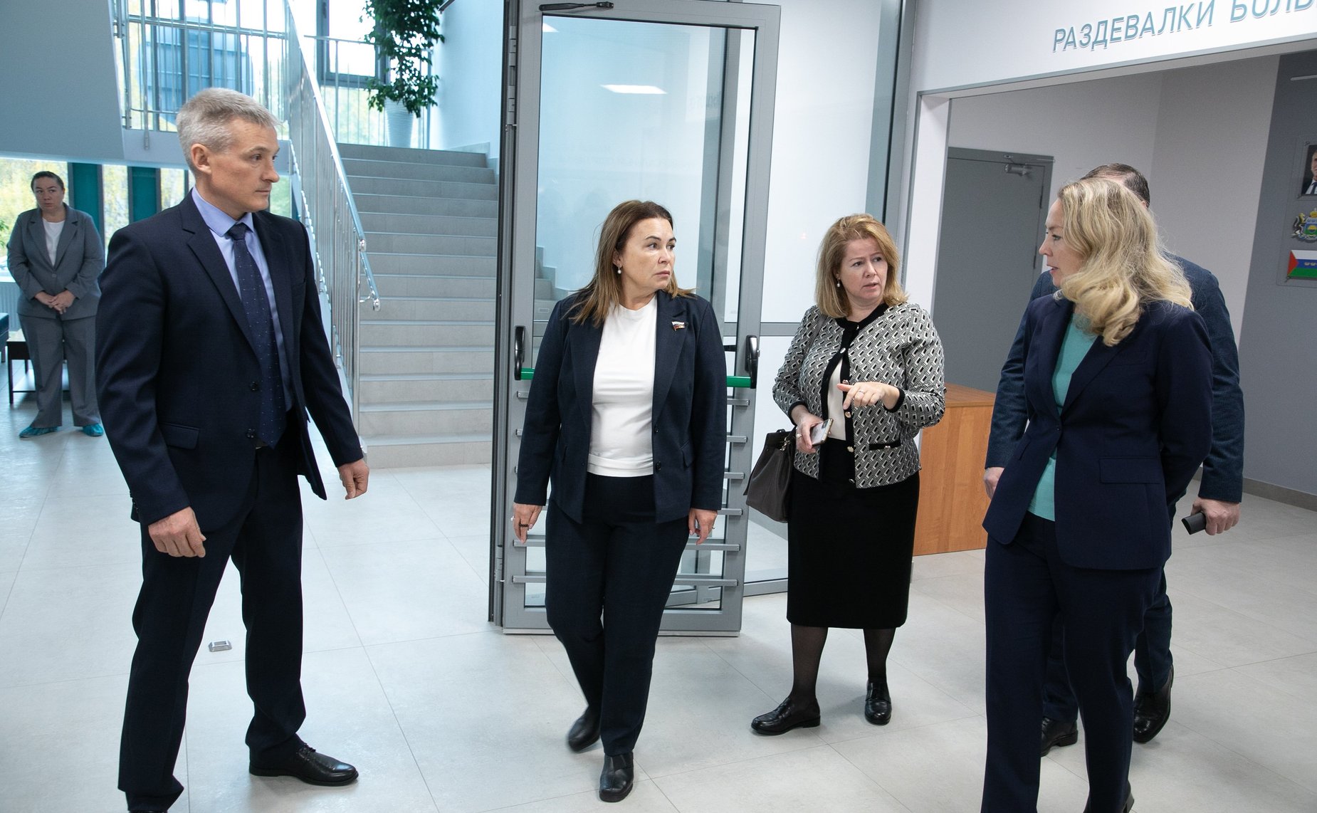 Сенаторы посетили Центр физкультурной и спортивной работы «Олимпия» Тюменского муниципального района