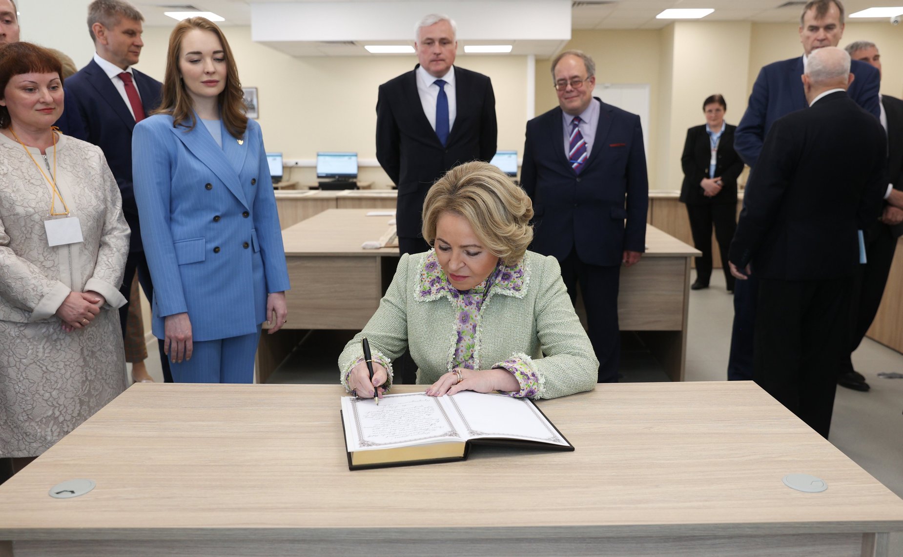 Валентина Матвиенко приняла участие в торжественном открытии нового здания Санкт-Петербургского филиала Архива Российской академии наук