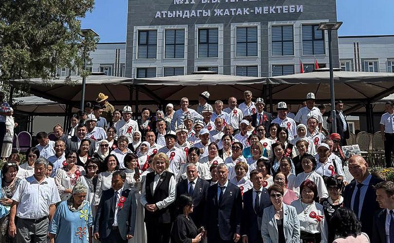 Председатель Комитета СФ по науке, образованию и культуре Лилия Гумерова приняла участие в торжественной церемонии открытия нового здания общеобразовательной школы-интерната № 11 им. В.В. Терешковой в г. Оше Киргизской Республики