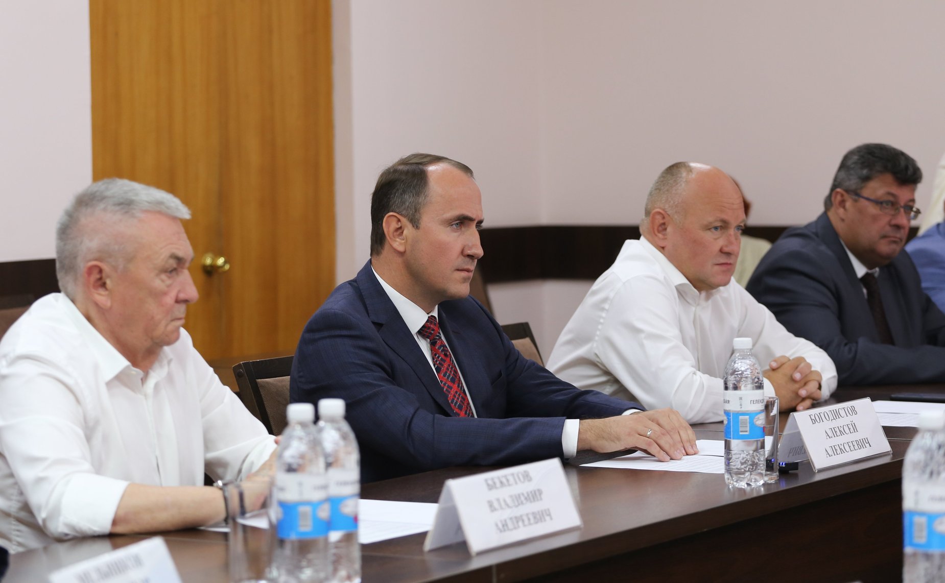 Участие сенаторов в торжественной церемонии передачи и перезахоронения в Республике Беларусь останков военного летчика (Ковалёнка Степана Семеновича, уроженца д. Кривое Село Бешенковичского района Витебской области БССР)