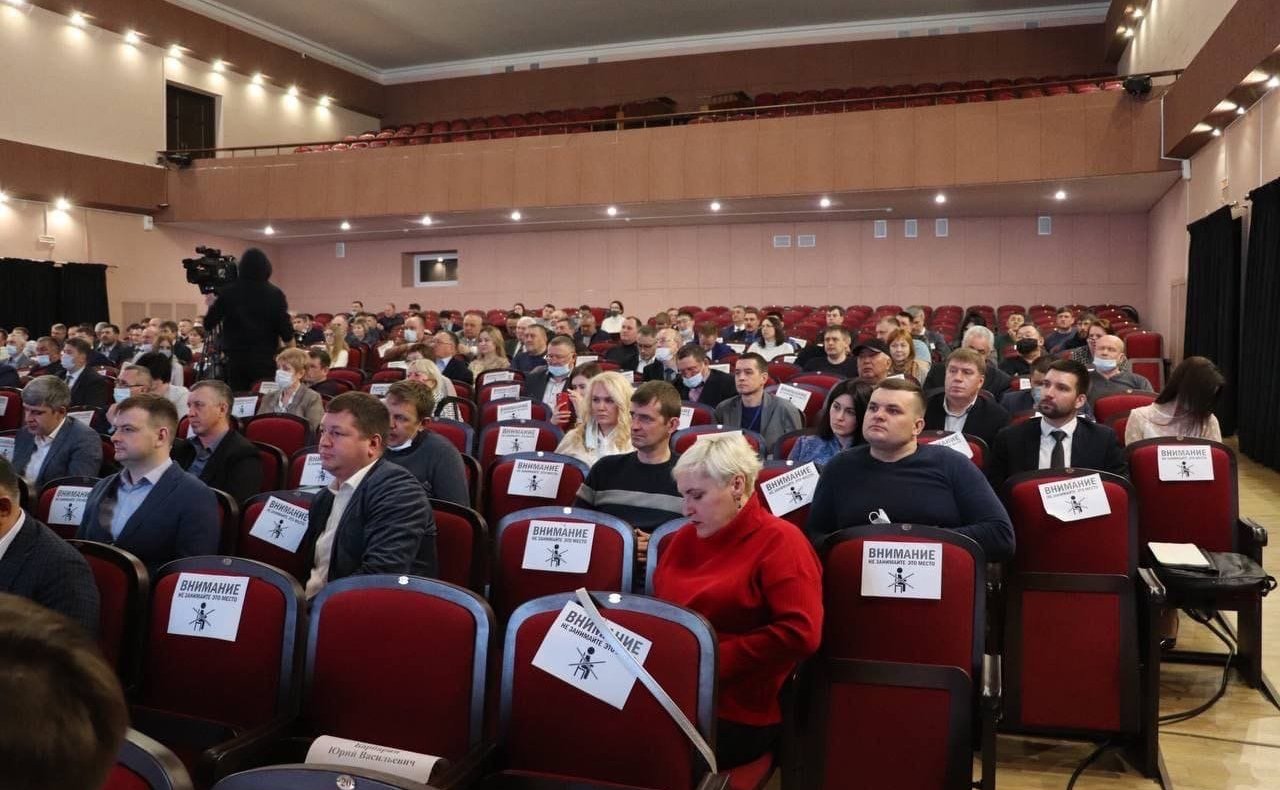 Олег Алексеев в ходе работы в регионе принял участие в выездном заседании оперативного штаба по проведению весенне-полевых работ