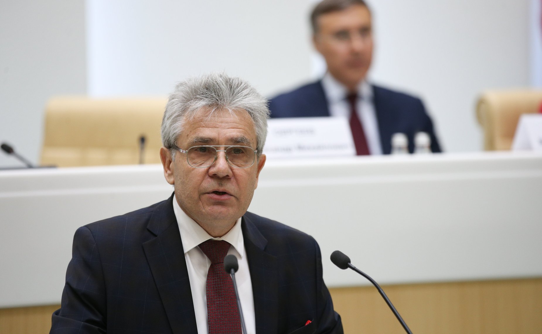 Парламентские слушания на тему «Научный кадровый потенциал страны: состояние, тенденции развития и инструменты роста»