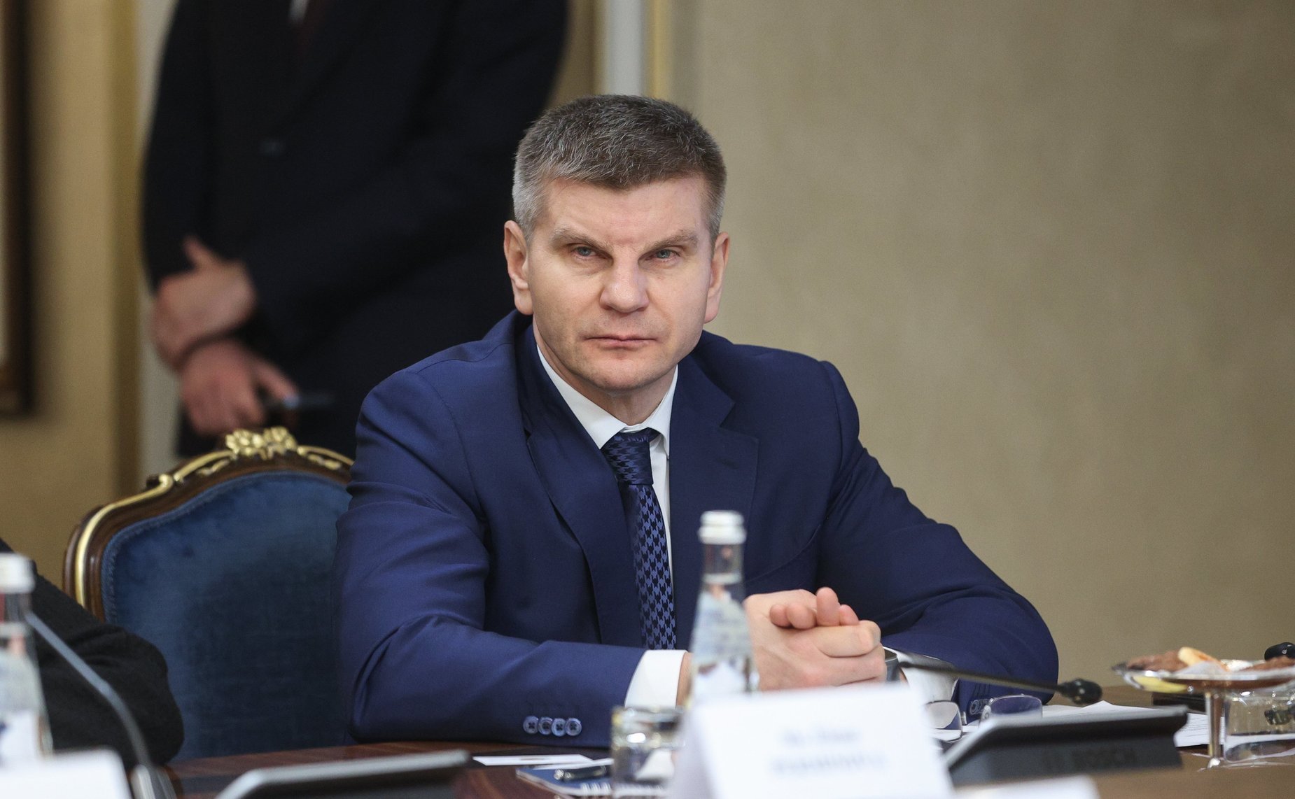 Геннадий Голов