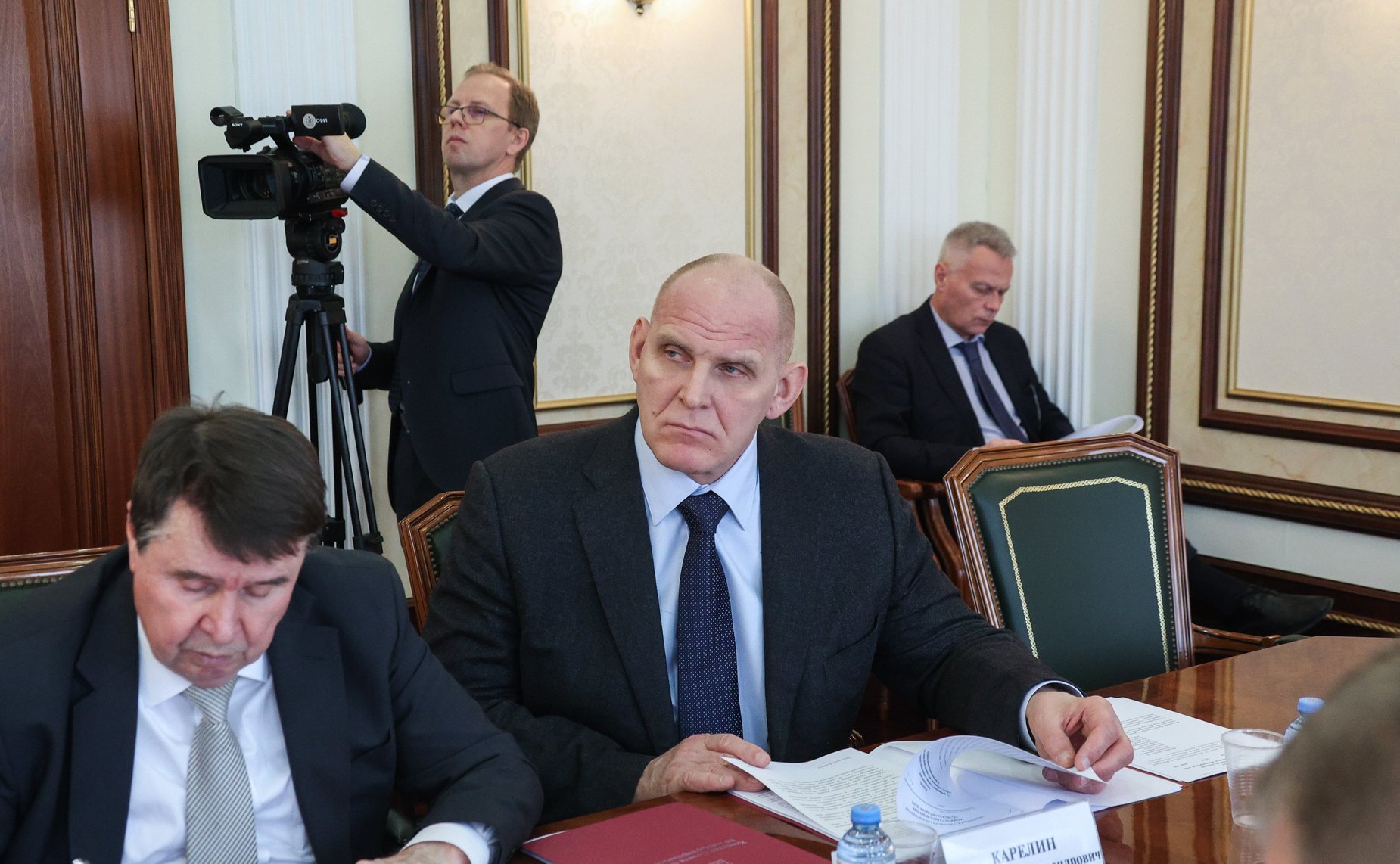 Александр Карелин