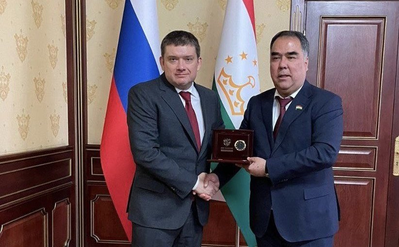 Николай Журавлев в рамках рабочей поездки в Республику Таджикистан провел встречу с Первым заместителем Председателя Маджлиси милли Маджлиси Оли Республики Таджикистан Раджаббоем Ахмадзодой