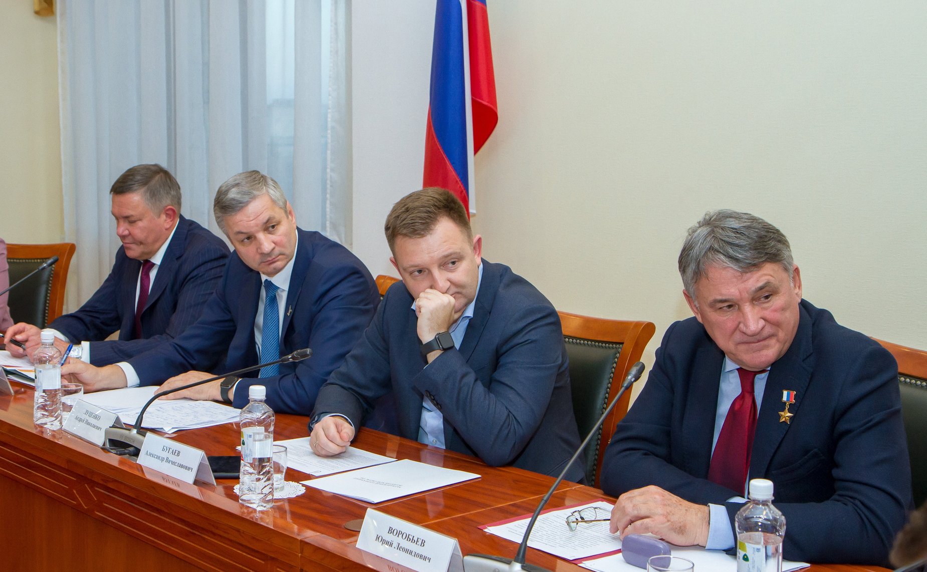 Заседание Дискуссионного клуба при Молодежном парламенте Вологодской области