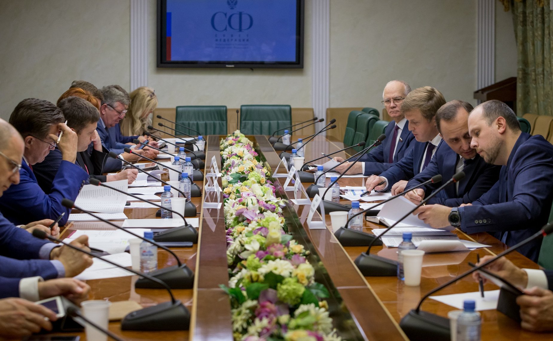 Совещание членов трехсторонней комиссии по вопросам межбюджетных отношений