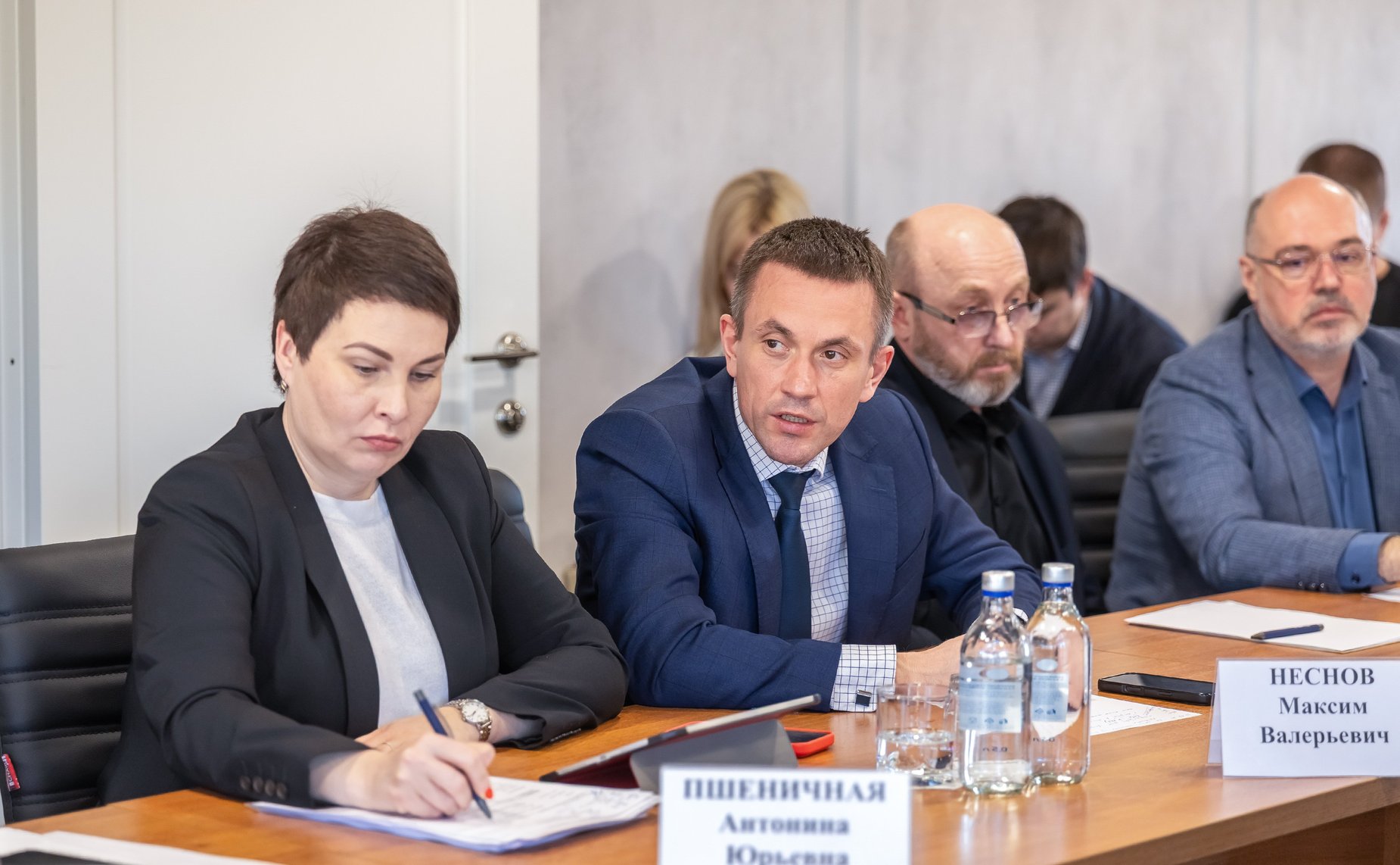 Первый заместитель Председателя Совета Федерации Андрей Яцкин в рамках поездки в регион провел заседание рабочей группы по вопросам комплексного развития города Таганрога