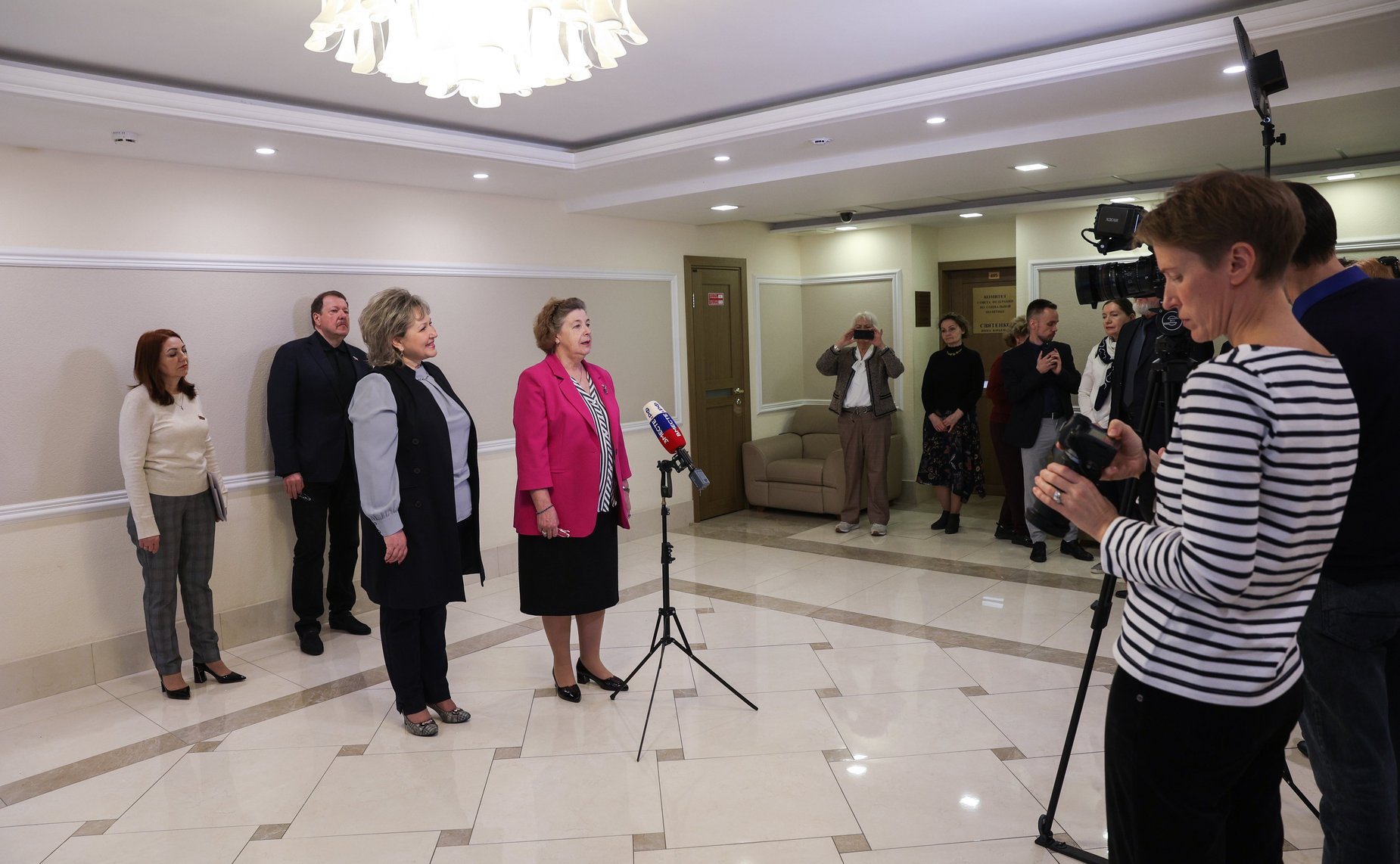 В СФ открылась выставка картин «Живописный образ Родины»