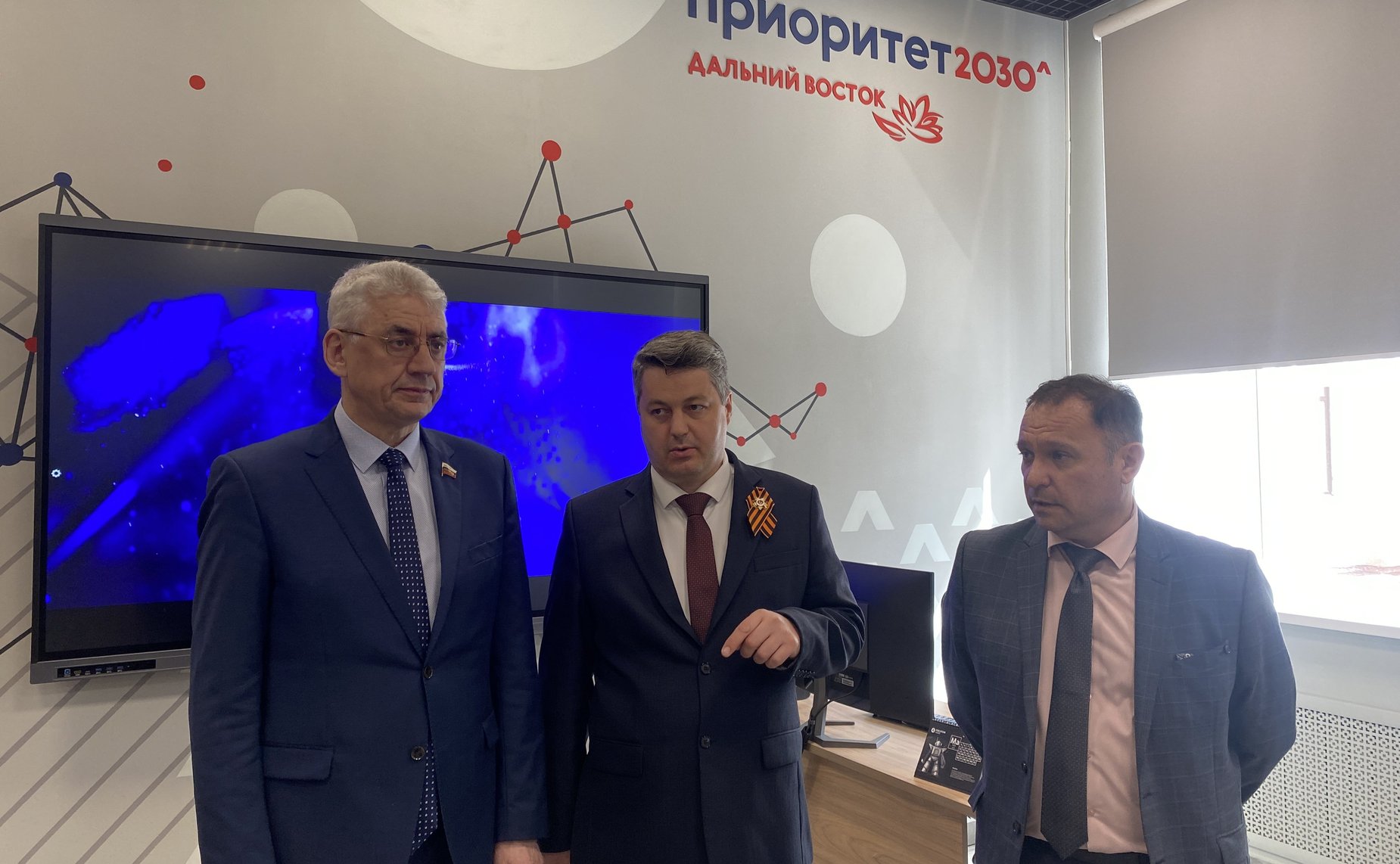 Виктор Калашников ознакомился с потенциалом предприятий Хабаровского края по выпуску протезных изделий для нуждающихся ветеранов СВО