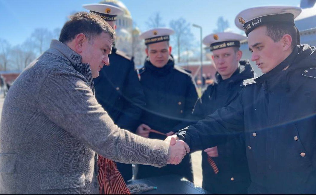 Сергей Перминов провел встречу с генеральным директором фонда «Кронштадтский Морской собор» Андреем Кононовым