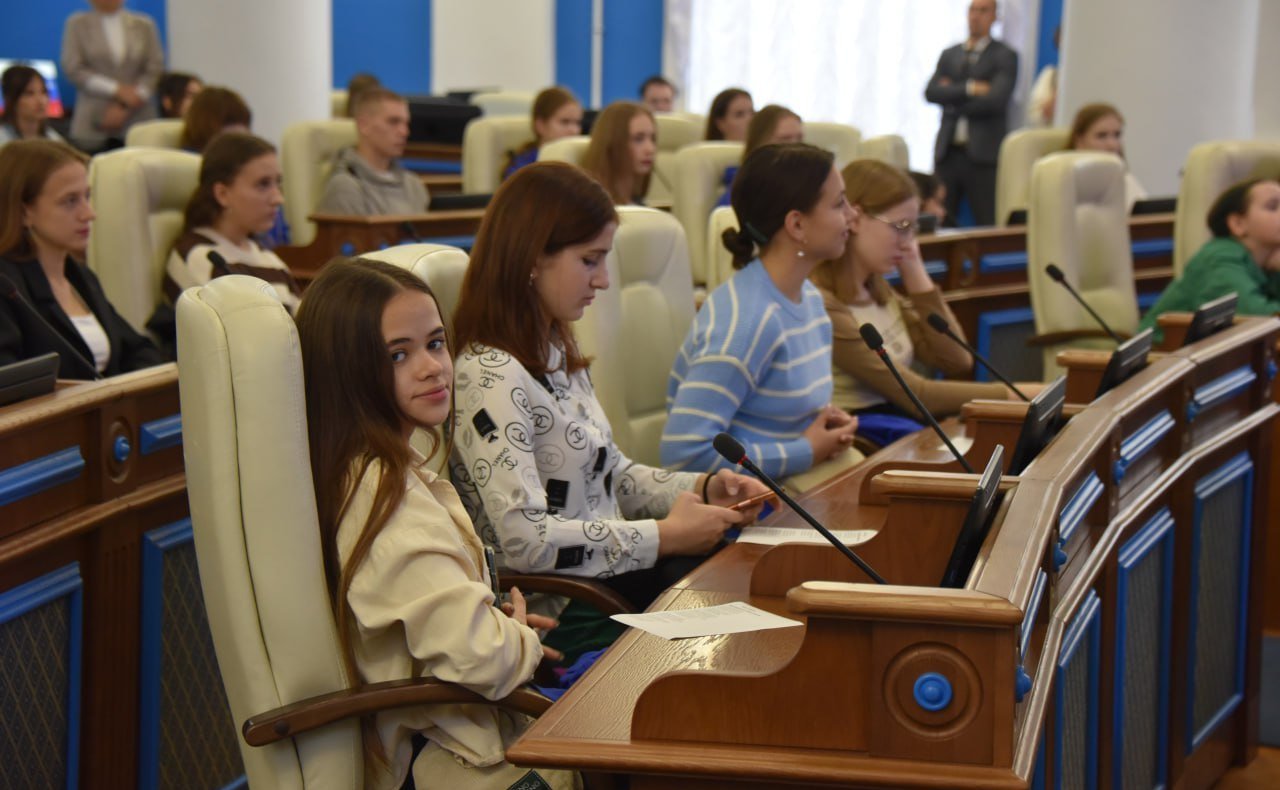 Екатерина Алтабаева встретилась с победителями федерального этапа всероссийской акции «Русский Крым и Севастополь»