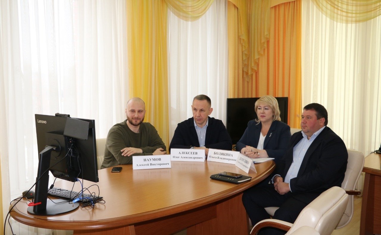 Олег Алексеев принял участие в заседании правительства Саратовской области