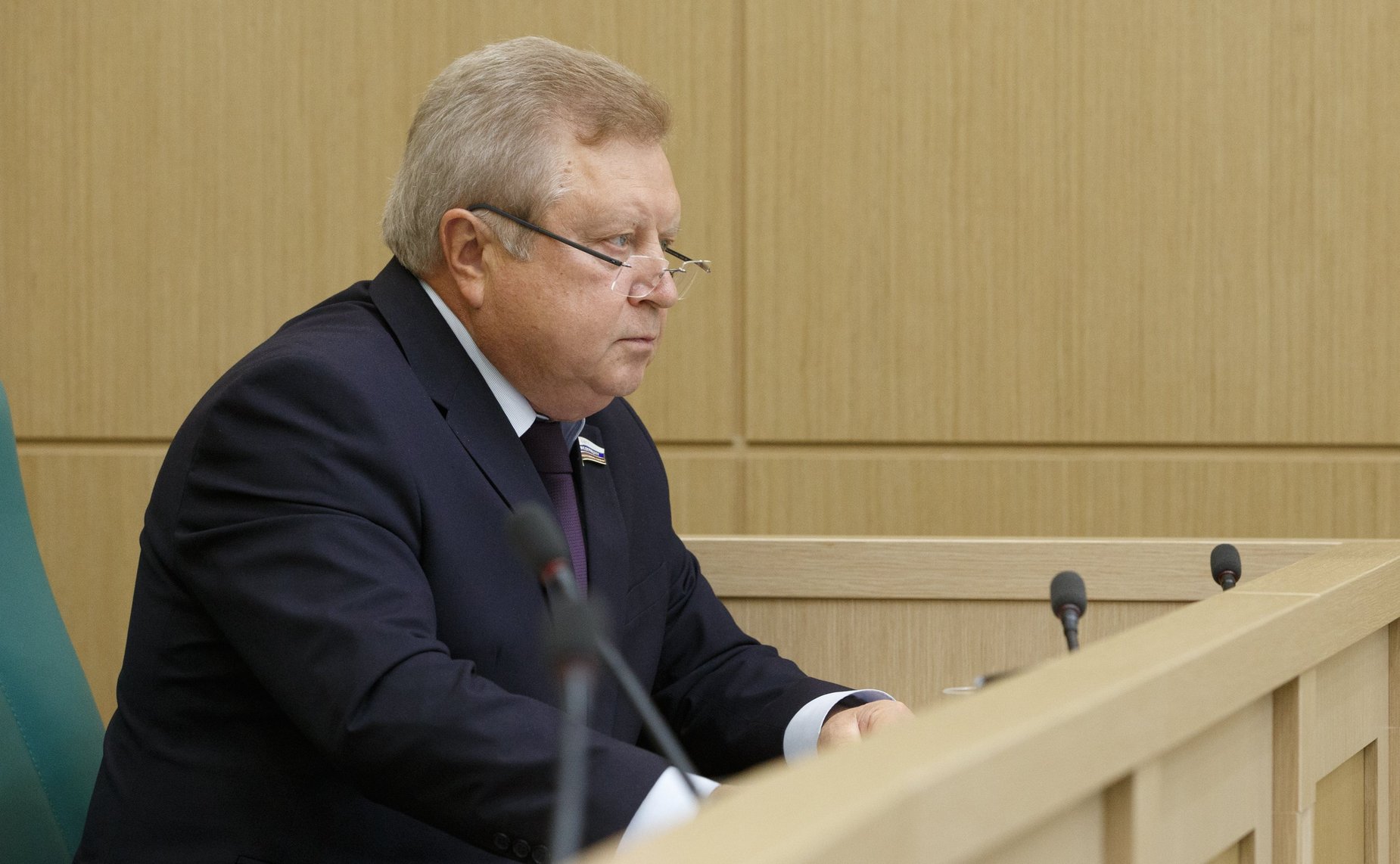 Е. Серебреников