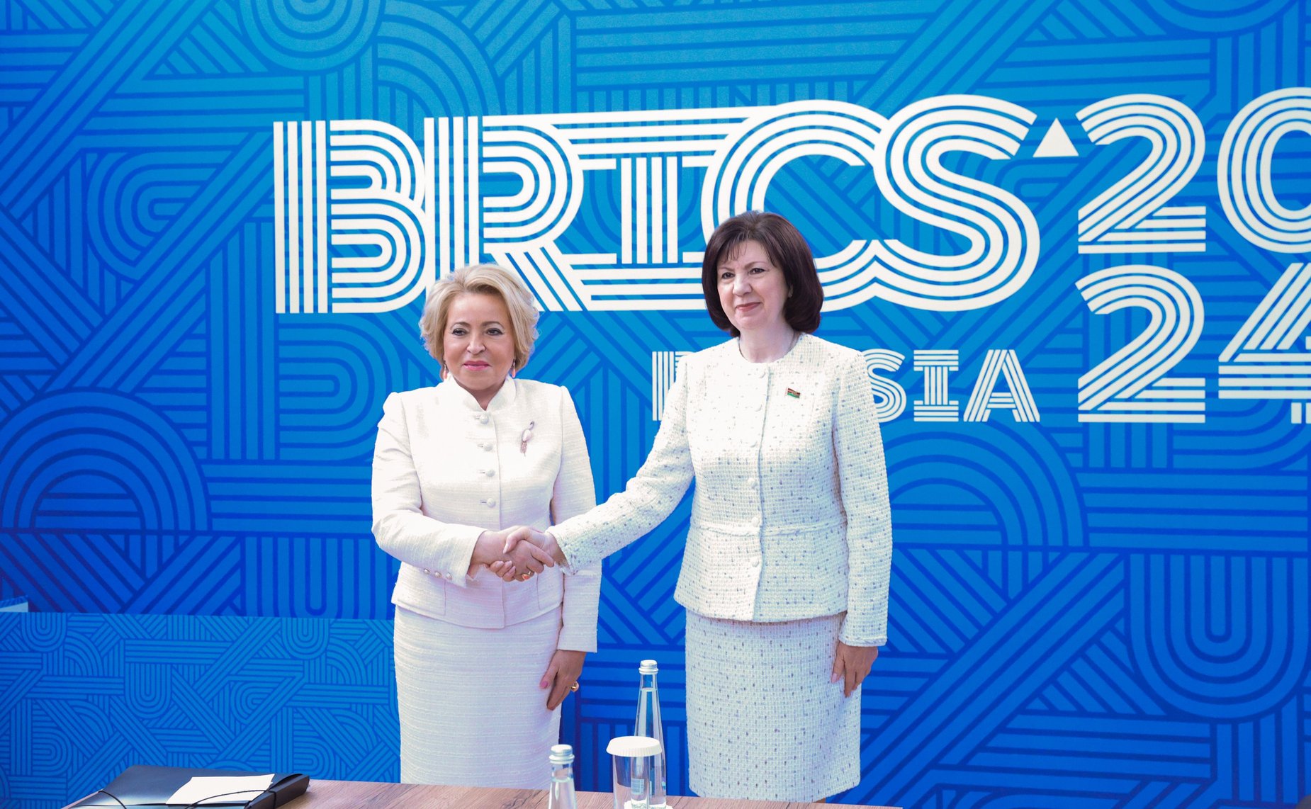 Валентина Матвиенко провела встречу с Председателем Совета Республики Национального собрания Республики Беларусь Натальей Кочановой