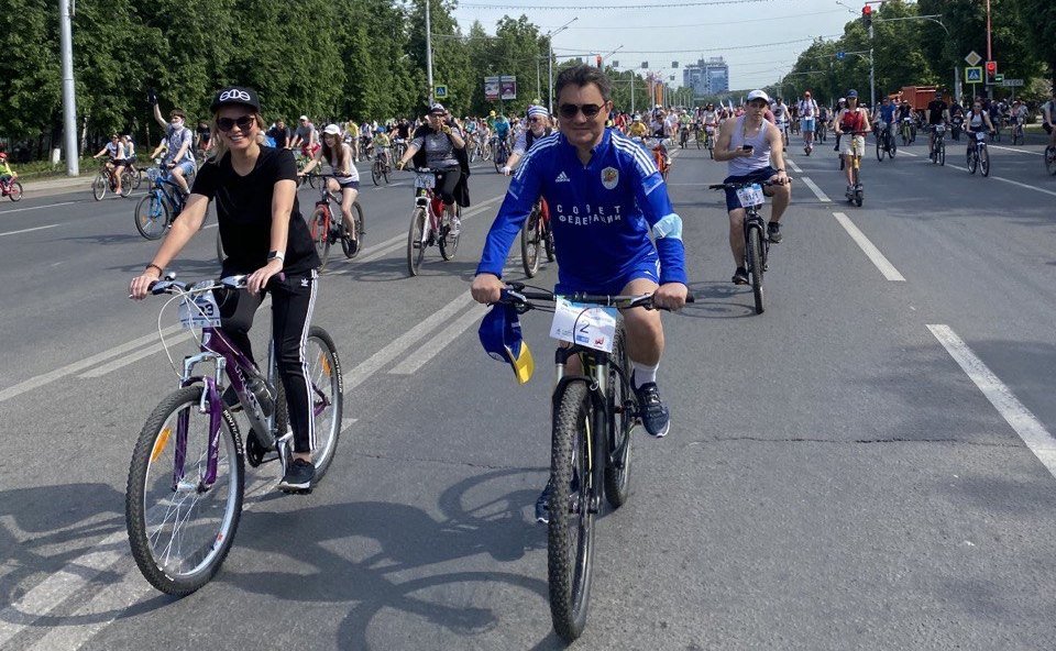 Ирек Ялалов принял участие в ежегодном велопараде «День тысячи велосипедистов» в городе Уфа