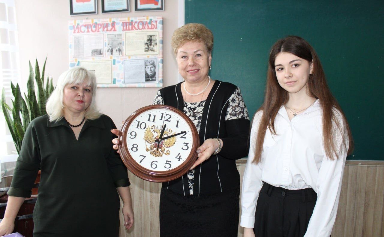 Ольга Бас в ходе региональной поездки провела встречу с учащимися и учителями Краснодонской школы №24