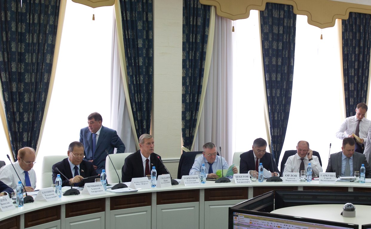 Круглый стол по теме: Проблемы развития агропромышленного комплекса