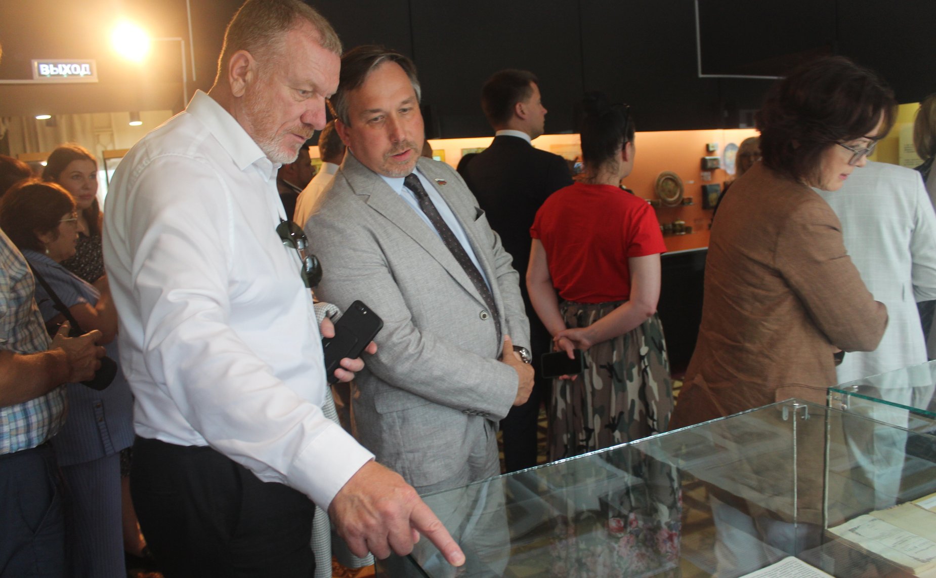 В поселке Мстёра Владимирской области состоялось выездное заседание Временной комиссии СФ по сохранению и развитию народных художественных промыслов в Российской Федерации