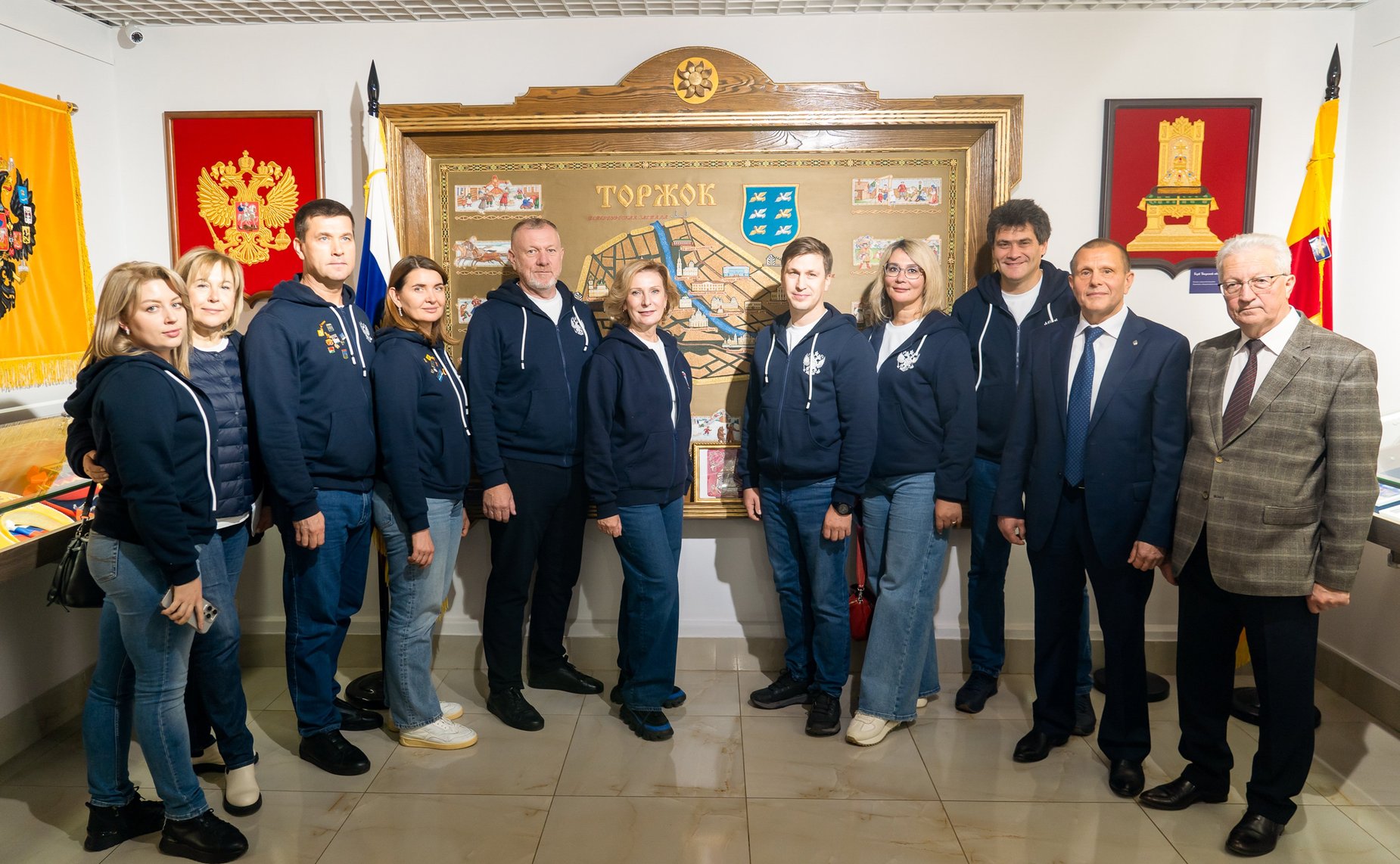 Сенаторы РФ посетили музей «Золотного шитья» (г. Торжок) и обсудили вопросы сохранения и развития народных художественных промыслов