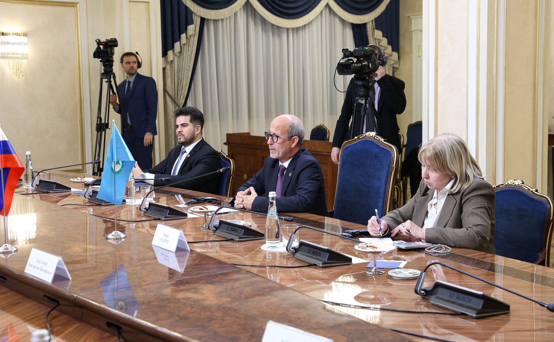 Валентина Матвиенко провела встречу с Председателем Парламента стран Латинской Америки и Карибского бассейна (ПАРЛАТИНО) Роландо Мигелем Гонсалесом Патрисио