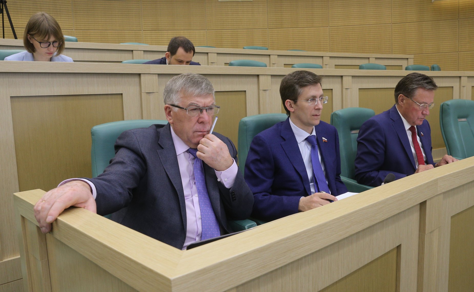 Парламентские слушания на тему «Научный кадровый потенциал страны: состояние, тенденции развития и инструменты роста»