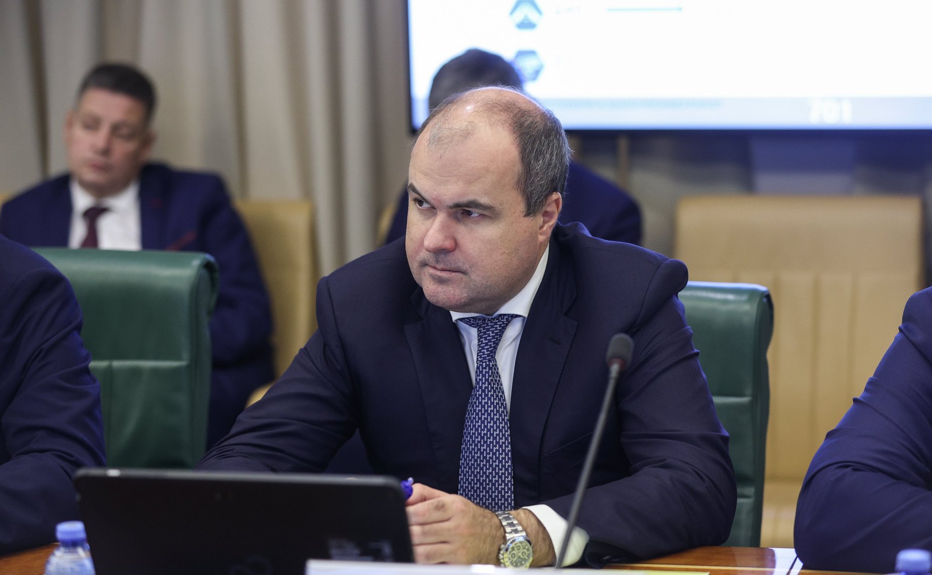 Круглый стол «О мерах по повышению уровня экономической связанности территорий РФ через расширение и модернизацию транспортно-логистической инфраструктуры ДНР, ЛНР, Запорожской области и Херсонской области»