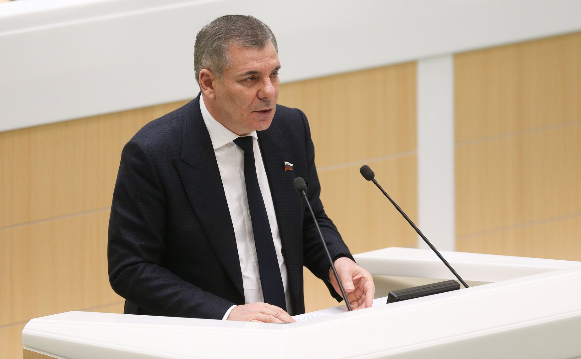 Арсен Каноков