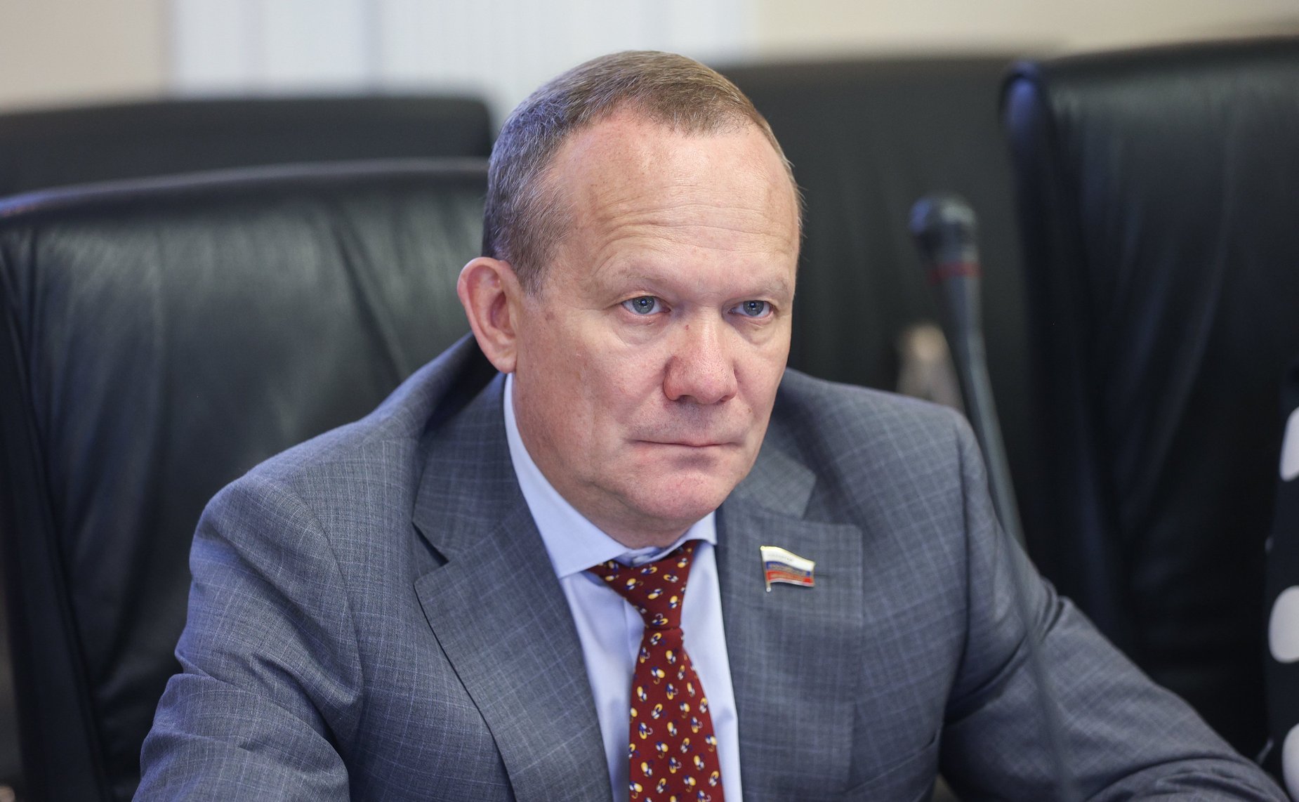 Виктор Зобнев