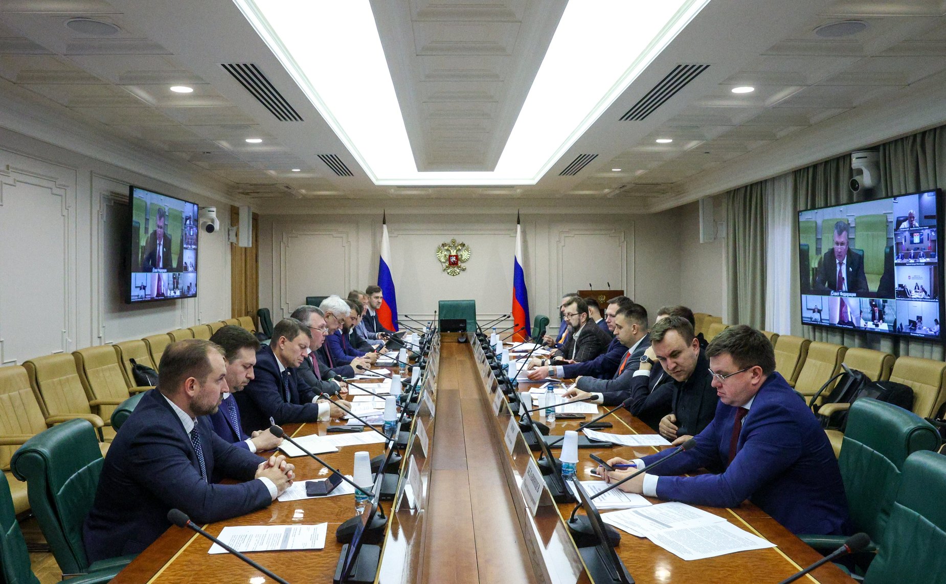 Круглый стол Комитета Совета Федерации по экономической политике «О перспективах обновления инфраструктуры и подвижного состава городского электрического транспорта в субъектах Российской Федерации»