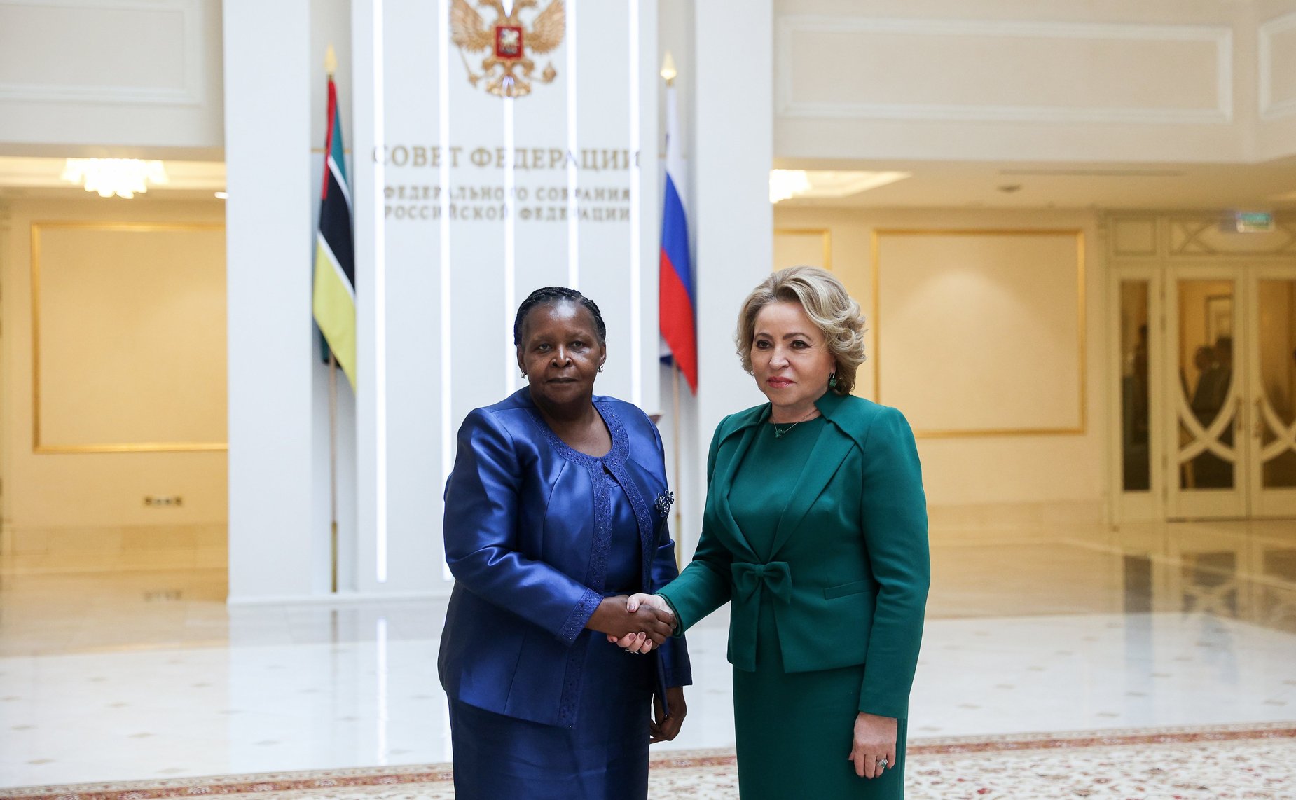 Валентина Матвиенко провела встречу с Председателем Ассамблеи Республики Мозамбик Эшперансой Биаш
