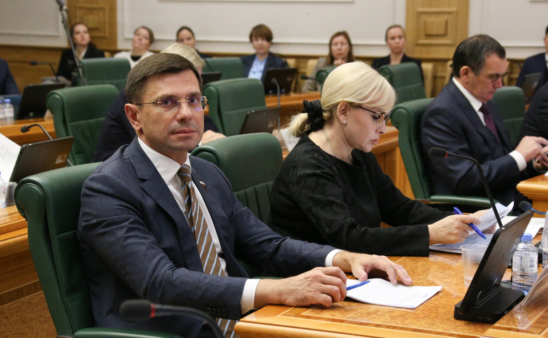 Заседание Комитета СФ по конституционному законодательству и государственному строительству