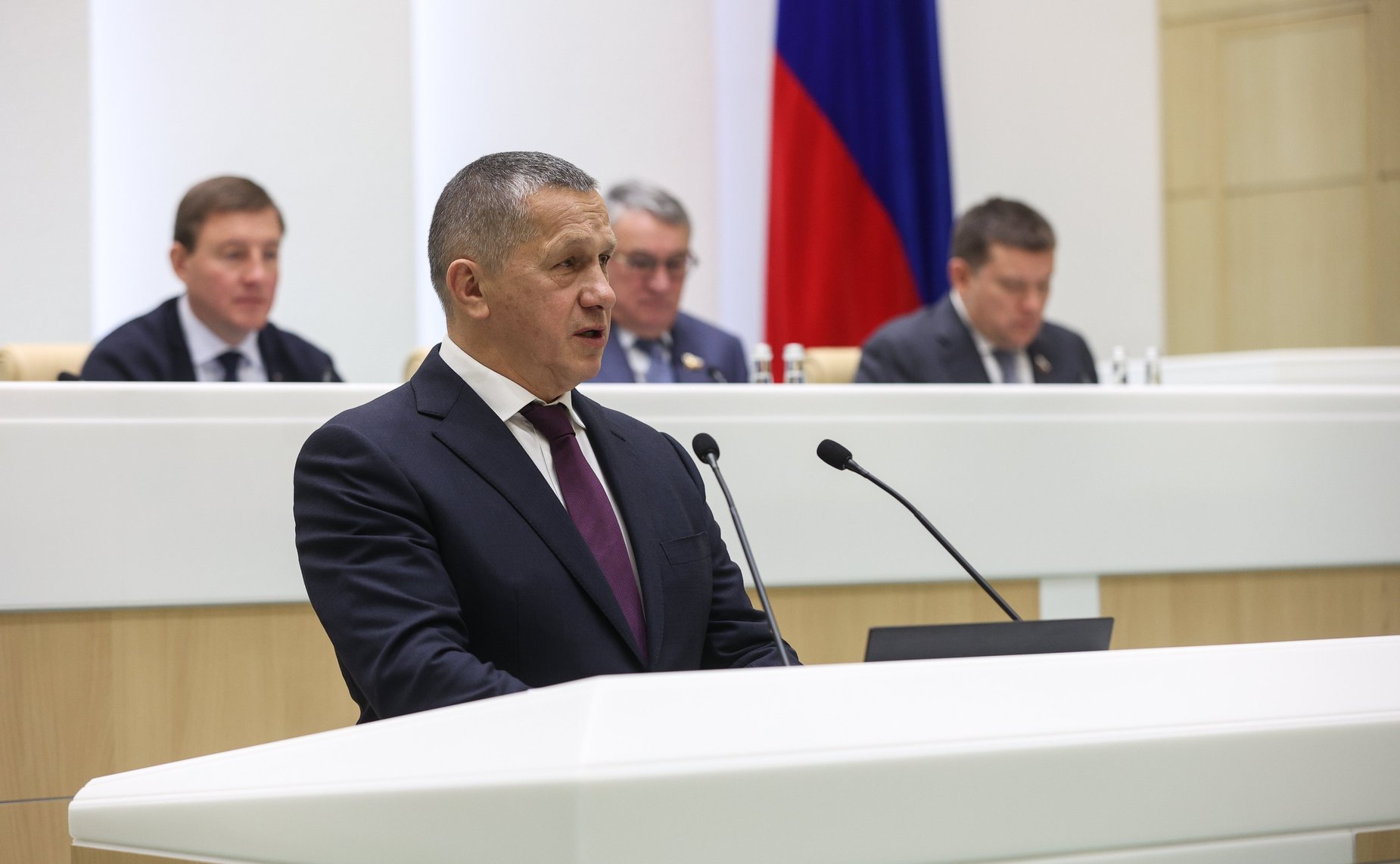 Заместитель Председателя Правительства Российской Федерации – полномочный представитель Президента Российской Федерации в Дальневосточном федеральном округе Юрий Трутнев