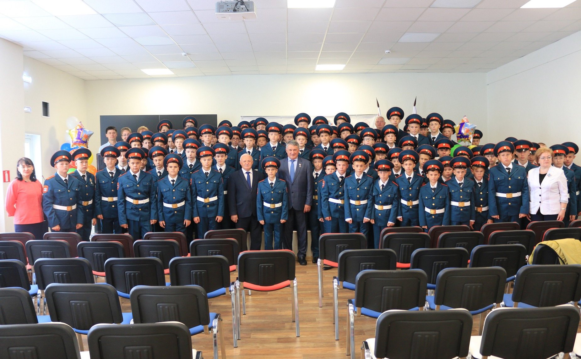 Юрий Воробьев принял участие в праздничных мероприятиях, посвященных Дню знаний