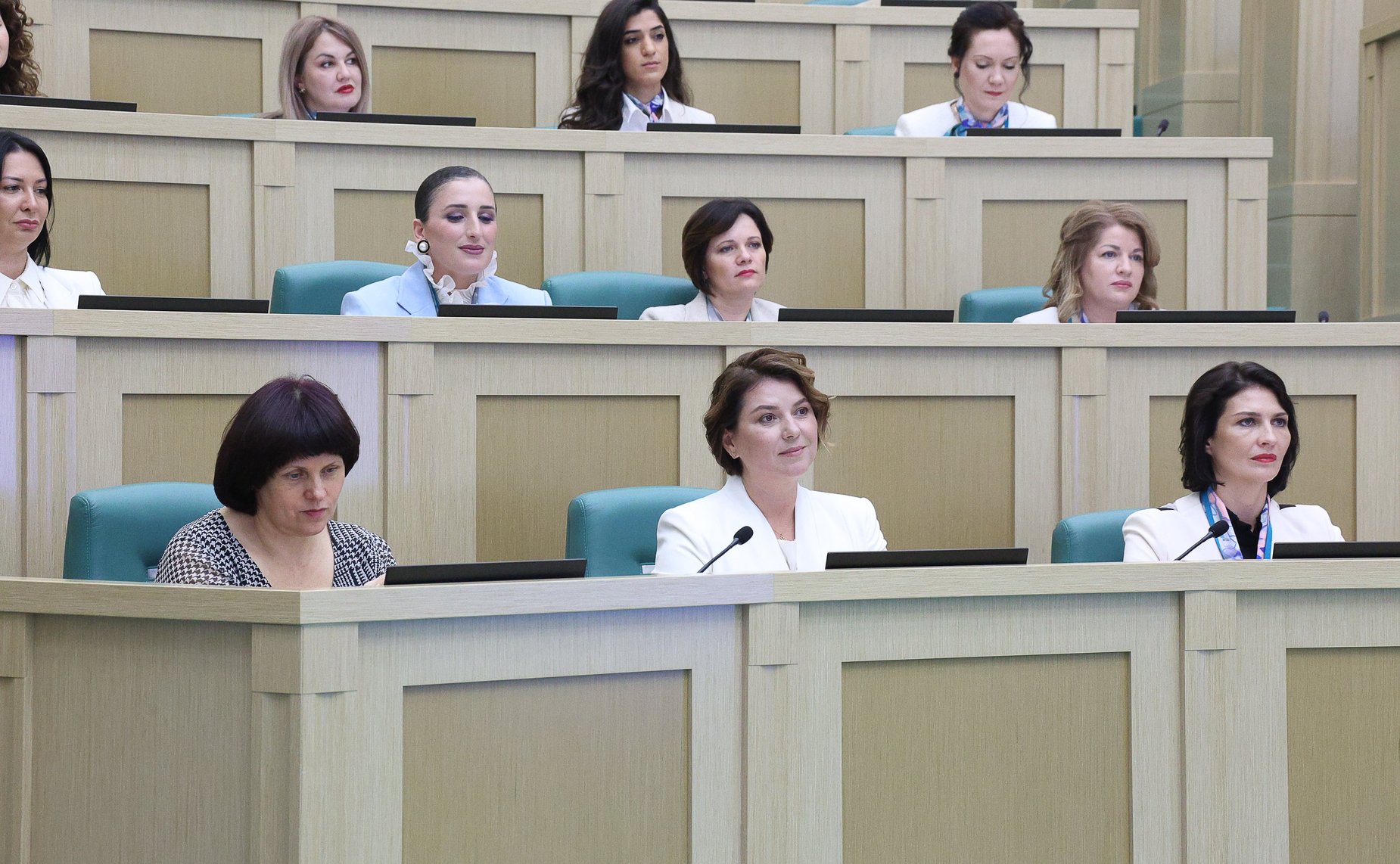 Торжественное мероприятие, посвященное подведению итогов второго международного потока образовательной программы «Женщина-лидер»