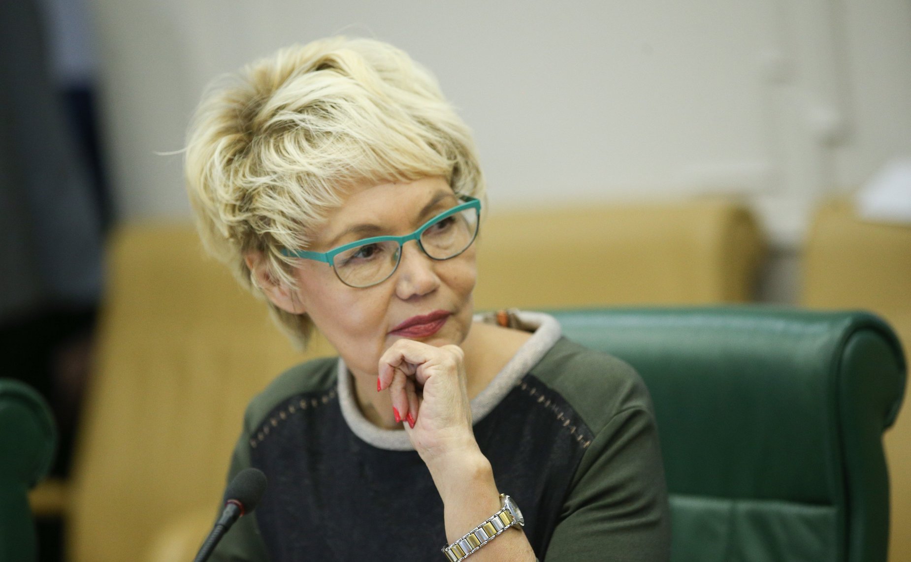 Дина Оюн
