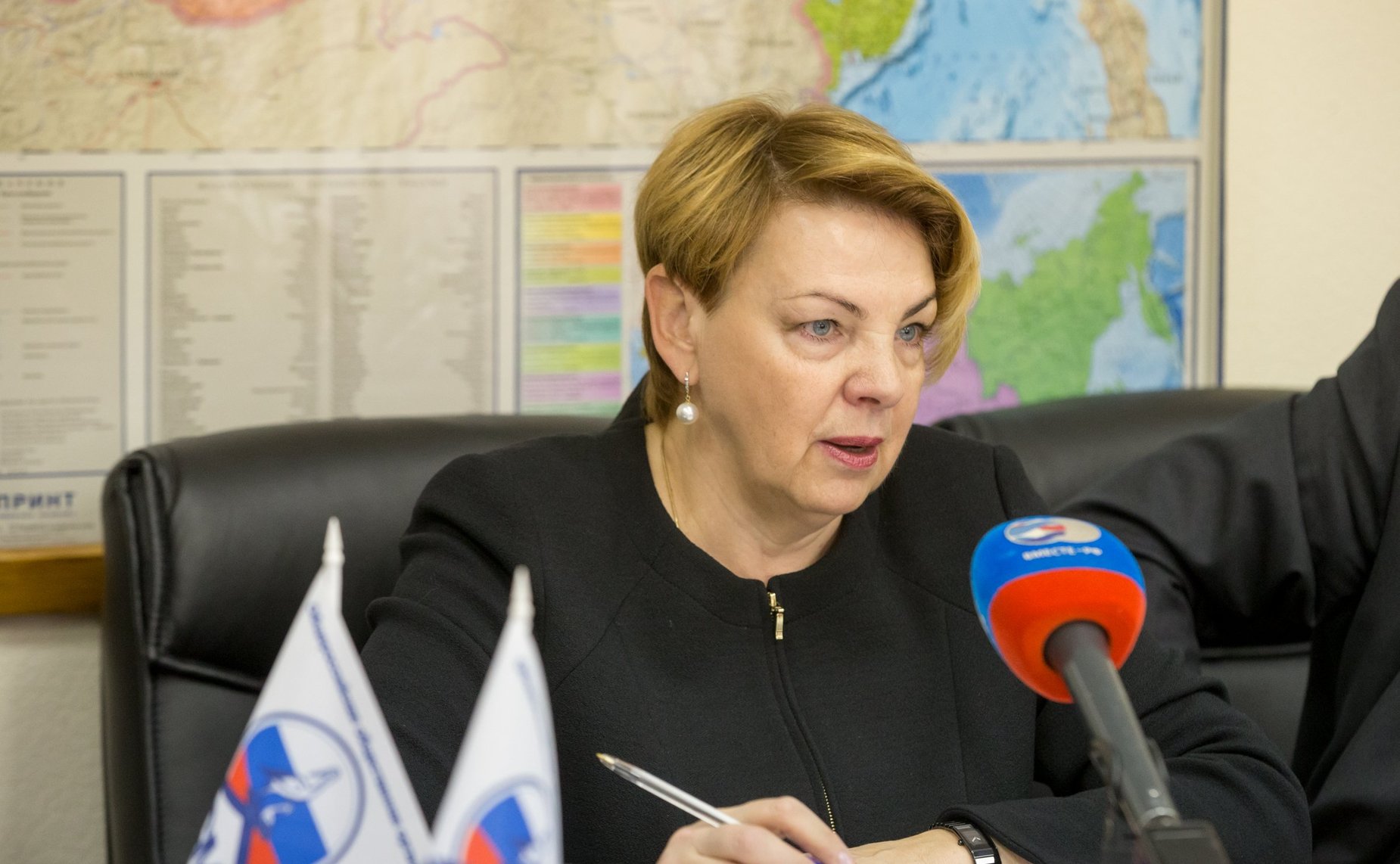 Встреча членов Комитета СФ по федеративному устройству, региональной политике, местному самоуправлению и делам Севера с представителями органов государственной власти и экспертного сообщества