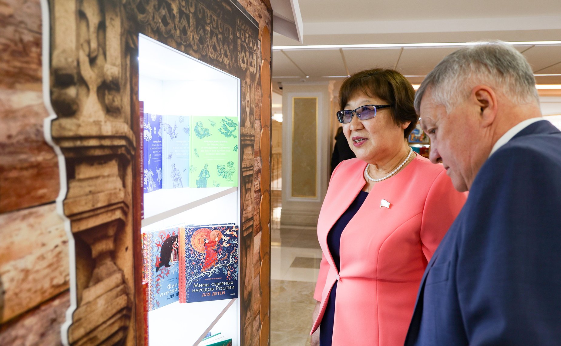 Открытие в Совете Федерации выставки «Единство России в книгах: о труде, ценностях, языке и любви к родной земле»