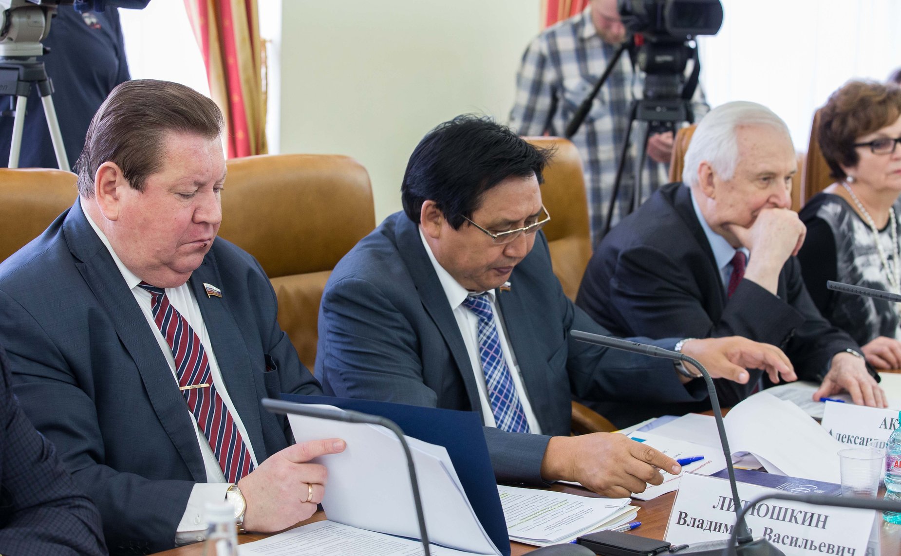 В. Литюшкин и А. Акимов