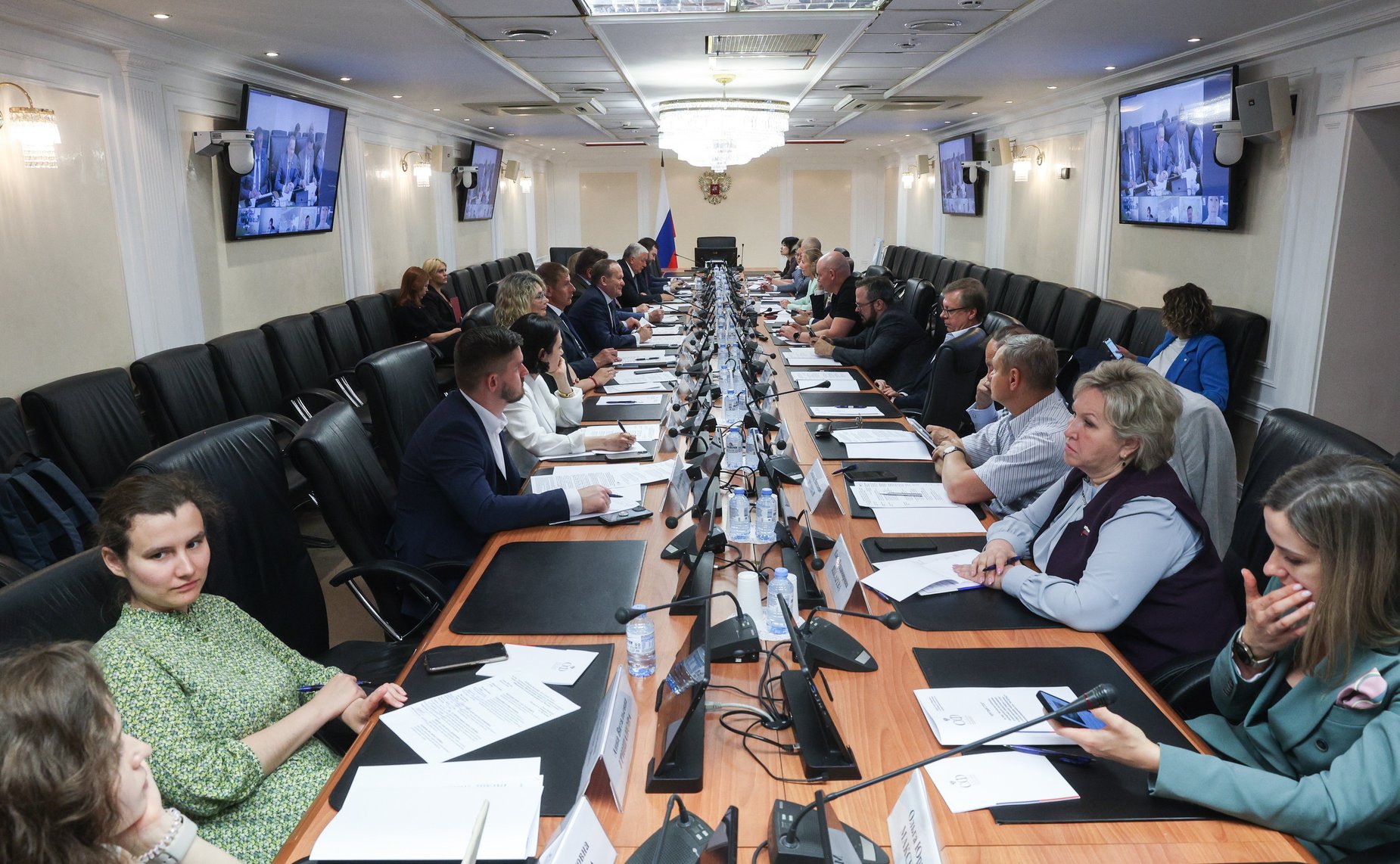 Круглый стол на тему «Актуальные вопросы законодательного регулирования и механизмов саморегулирования в сфере реализации товаров и услуг с использованием информационно-телекоммуникационной сети «Интернет»»