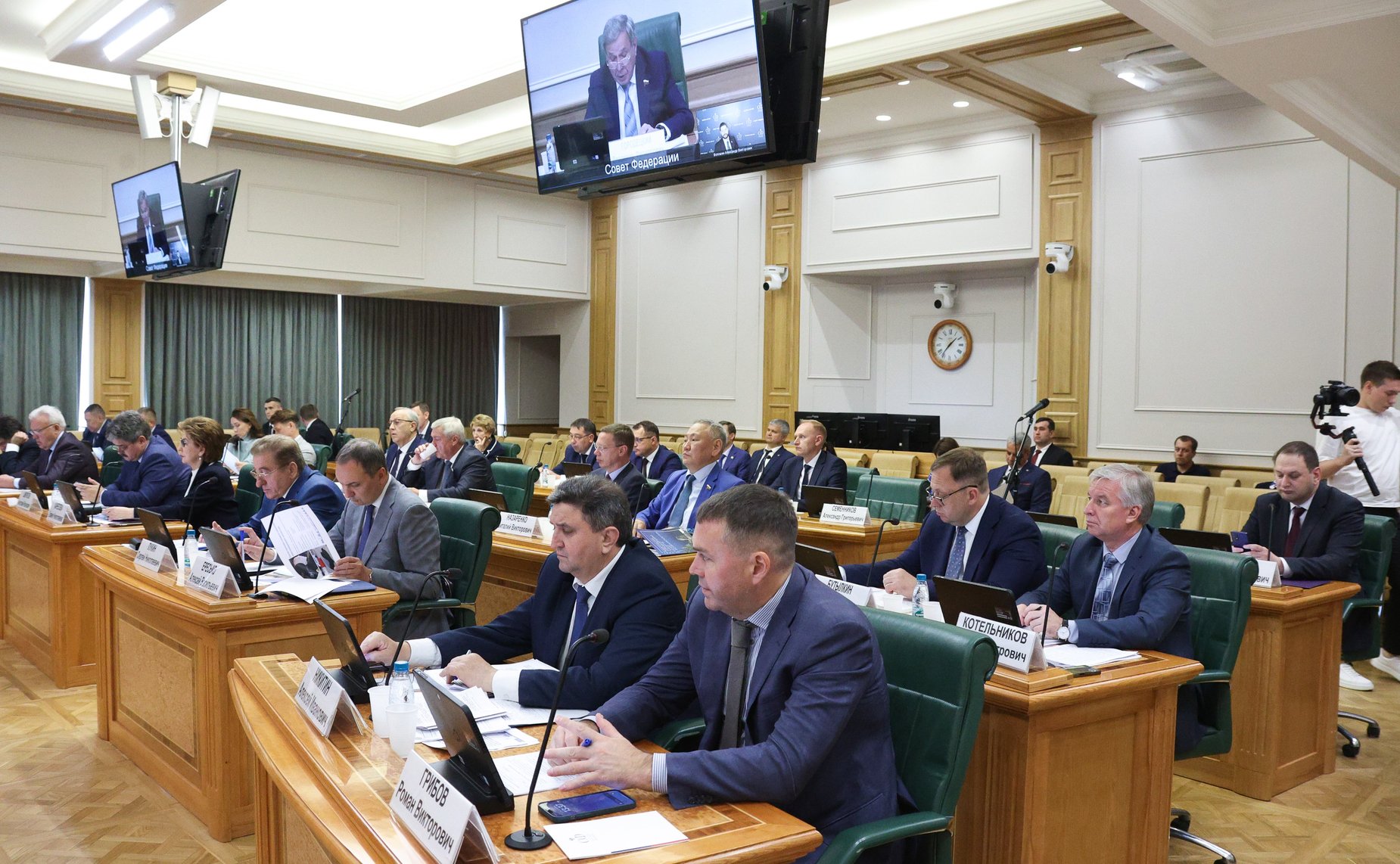 Расширенное заседание Комитета СФ по федеративному устройству, региональной политике, местному самоуправлению и делам Севера «О развитии коммунальной инфраструктуры в Саратовской области»