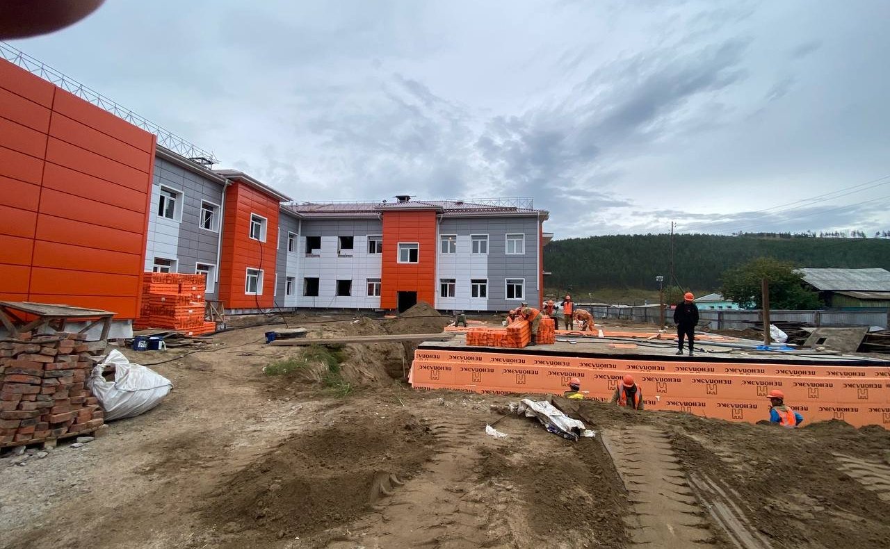 Александр Варфоломеев посетил социальные объекты в селах Республики Бурятия