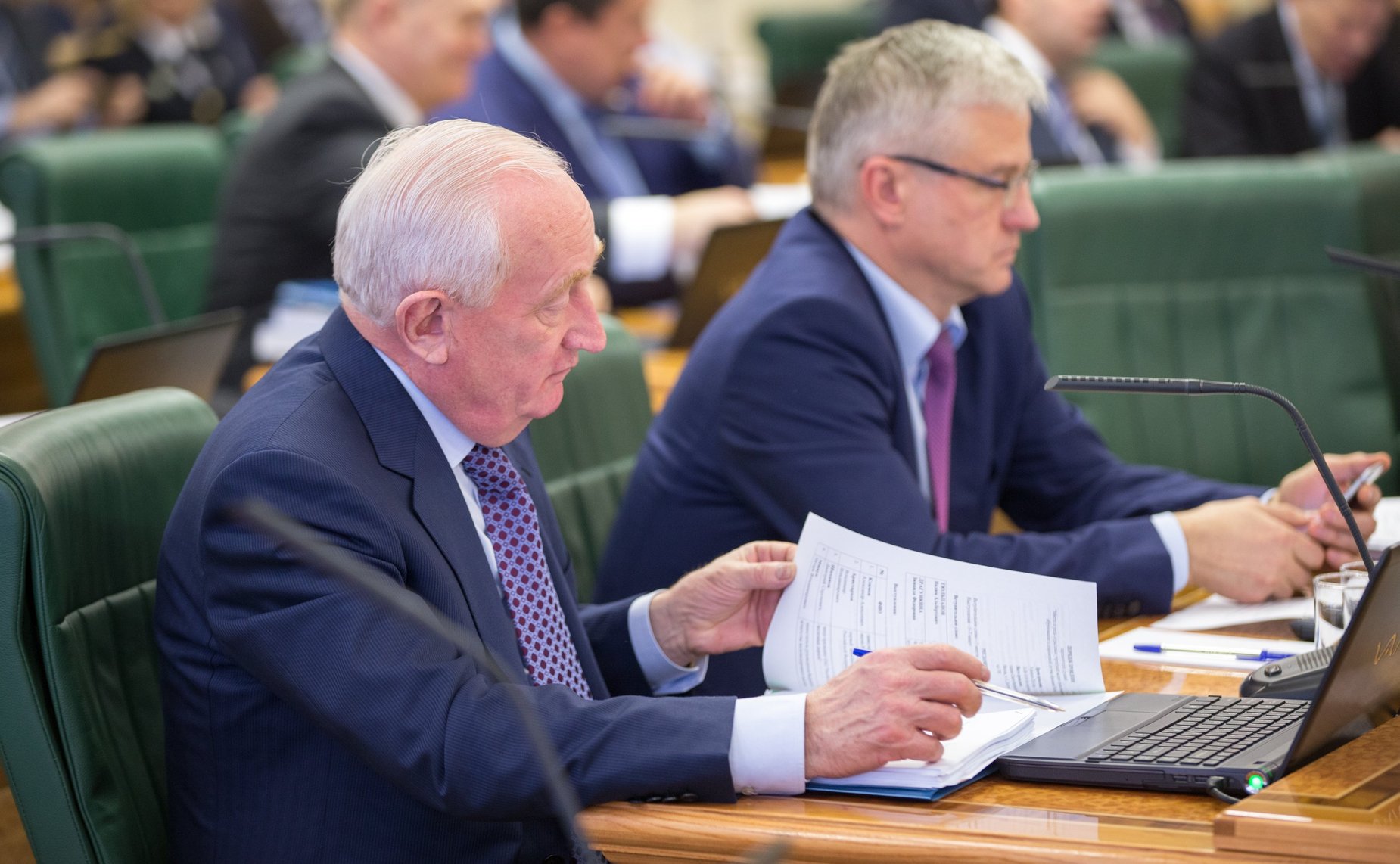 Парламентские слушания в СФ на тему «Место и роль отраслевых учреждений высшего профессионального образования в современной системе образования России»