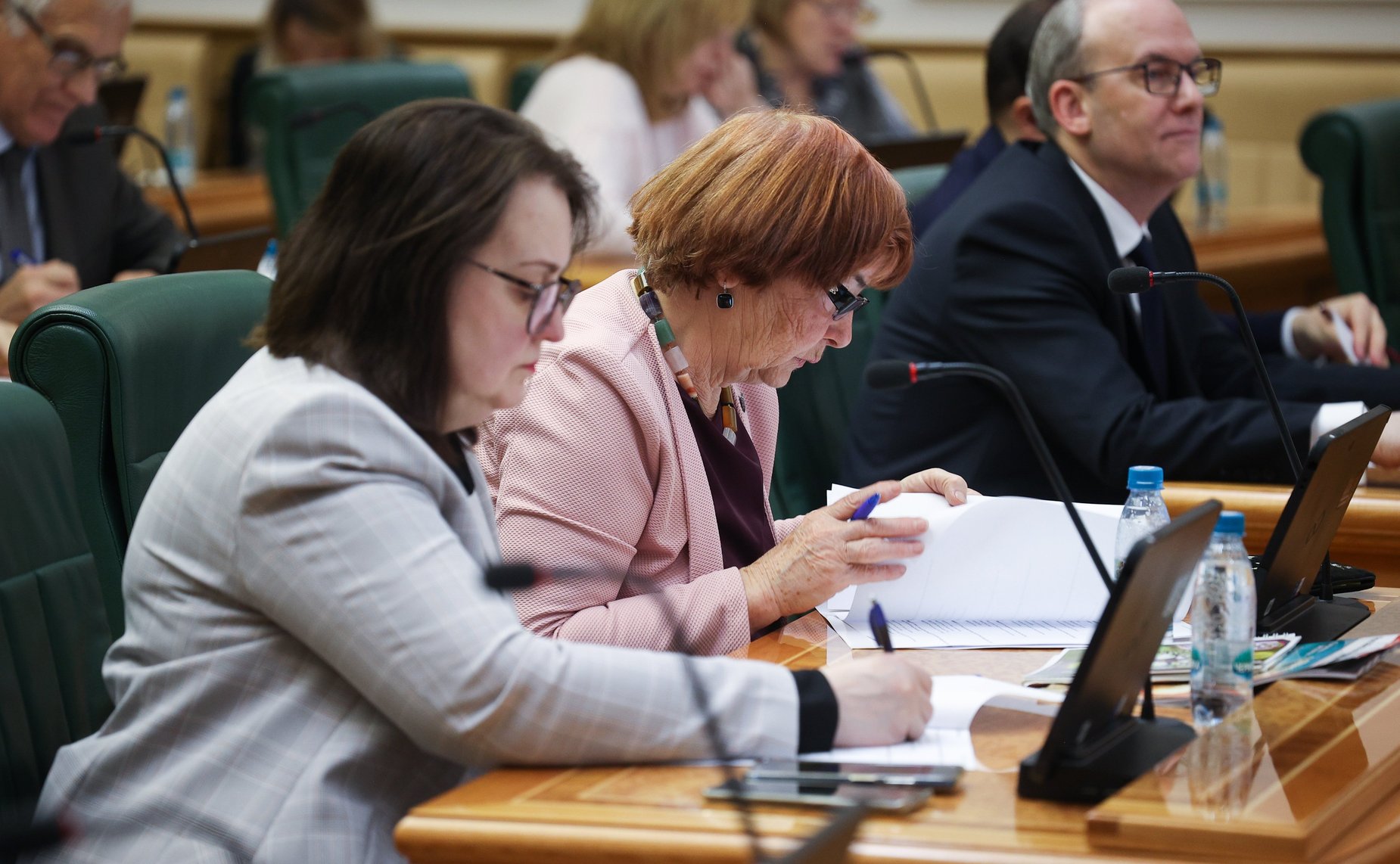 Написание Первого всероссийского аграрного диктанта сенаторами РФ и сотрудниками Аппарата СФ