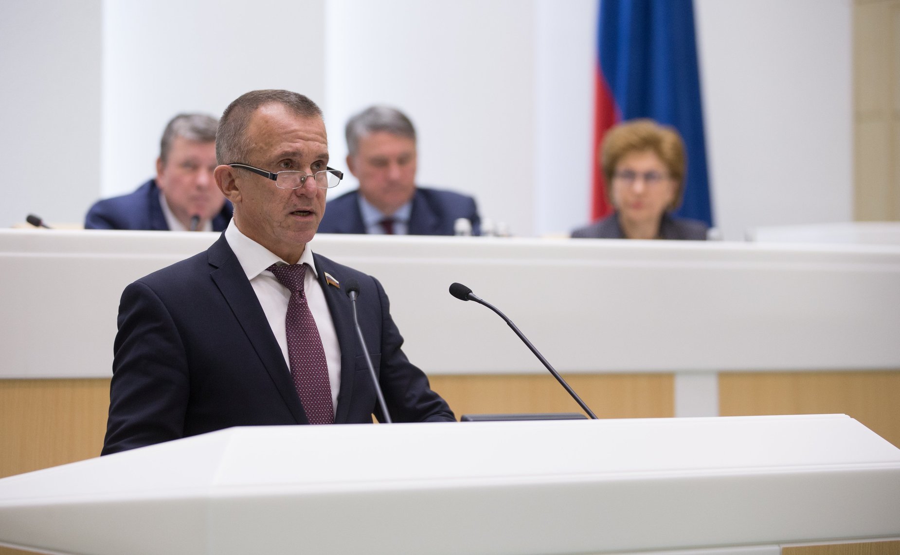 В. Кравченко