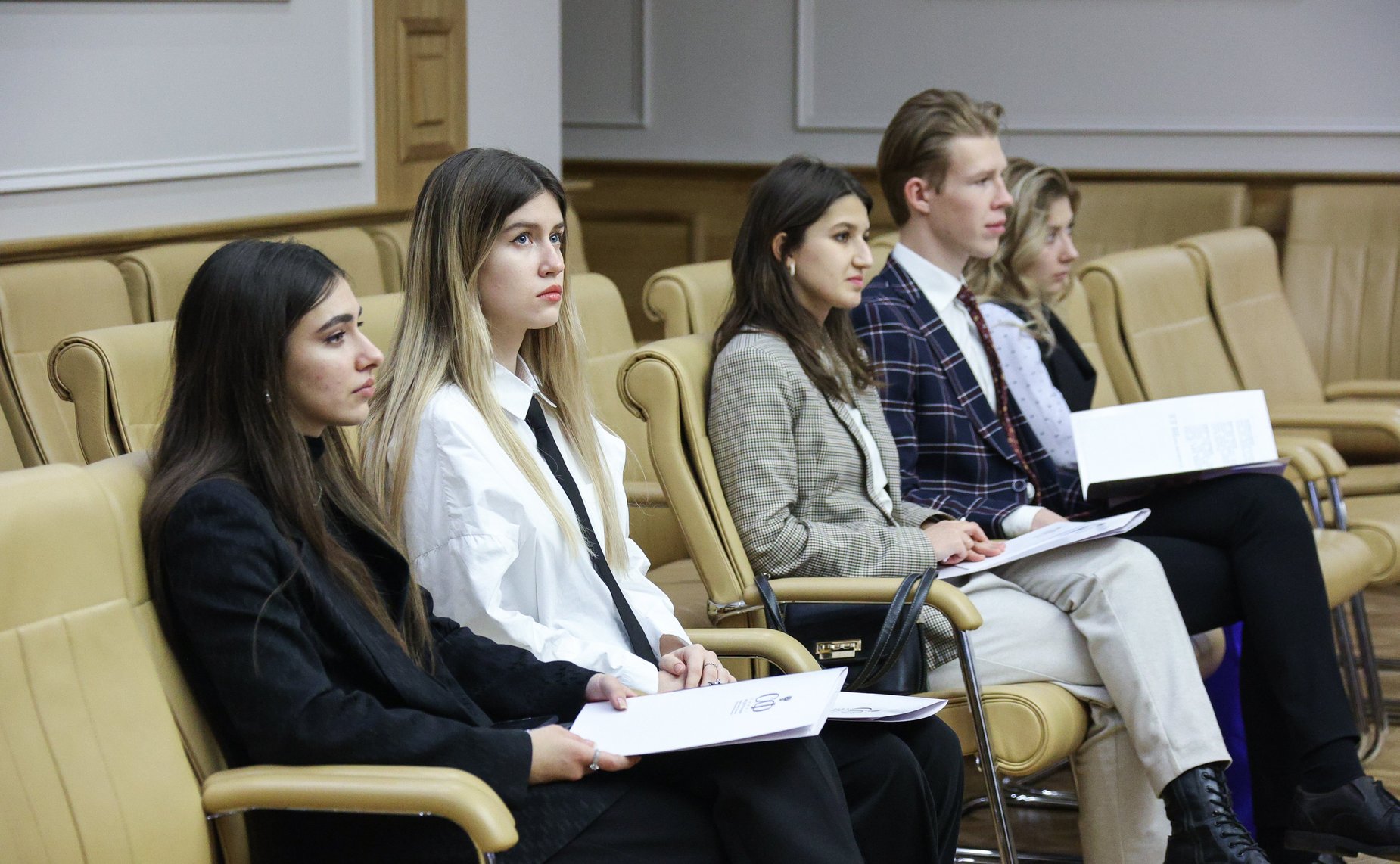 Круглый стола на тему «Цифровое водительское удостоверение на право управления транспортным средством: законодательные аспекты»