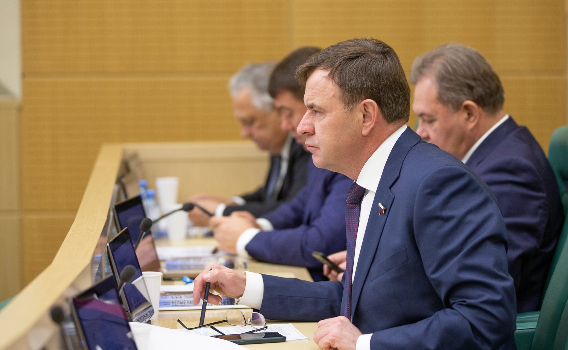 Виктор Новожилов