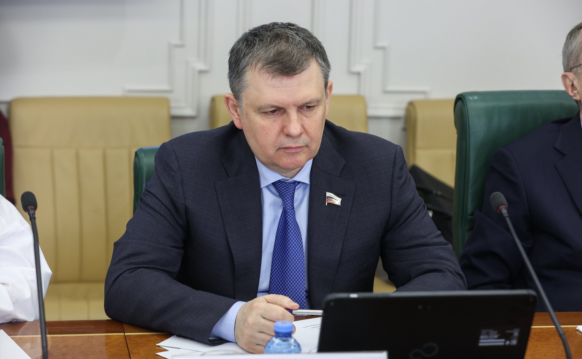 Александр Наролин